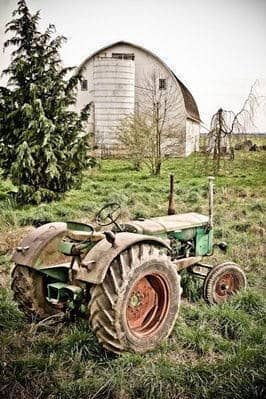 tractor_barn
